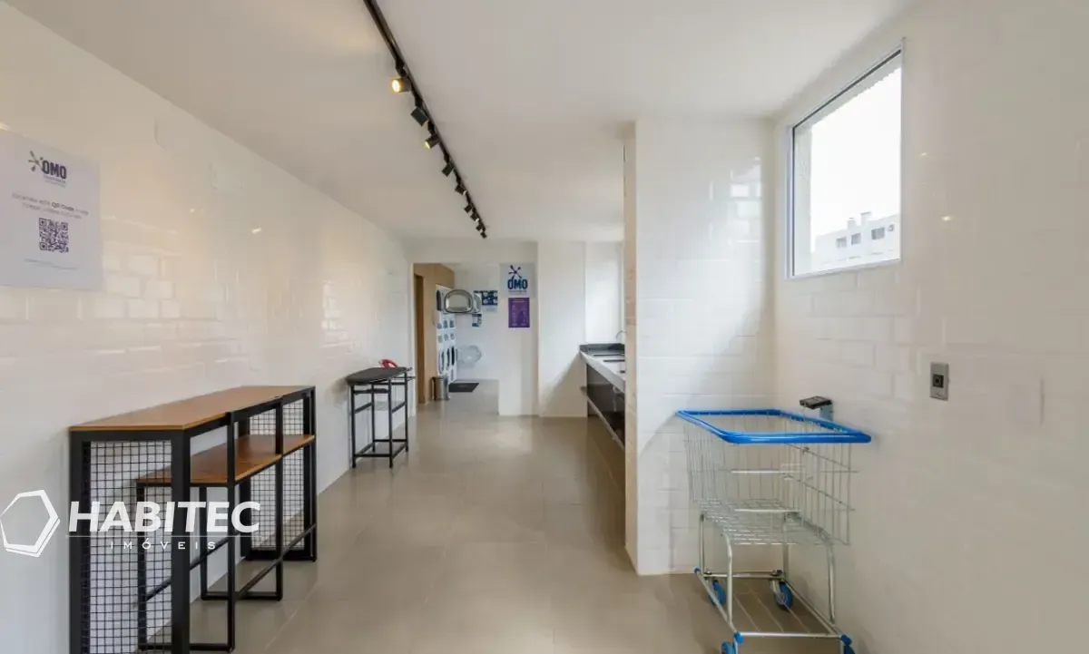 Furnished 2-bedroom apartment with a balcony — photo 23