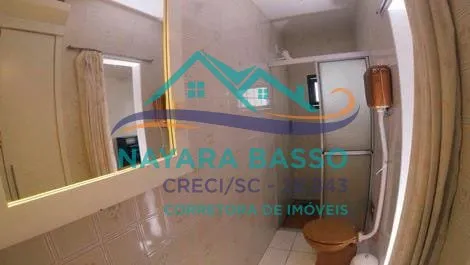 450 m² unfurnished house with 6 bedrooms and private garden — photo 13
