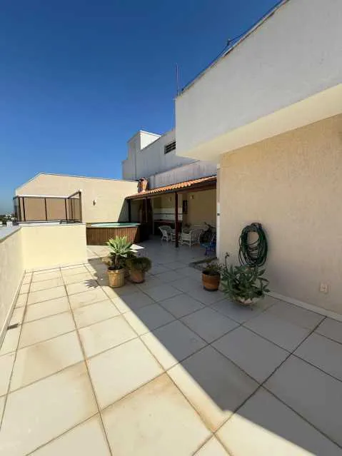 Furnished apartment with 3 bedrooms and 4 bathrooms — photo 22