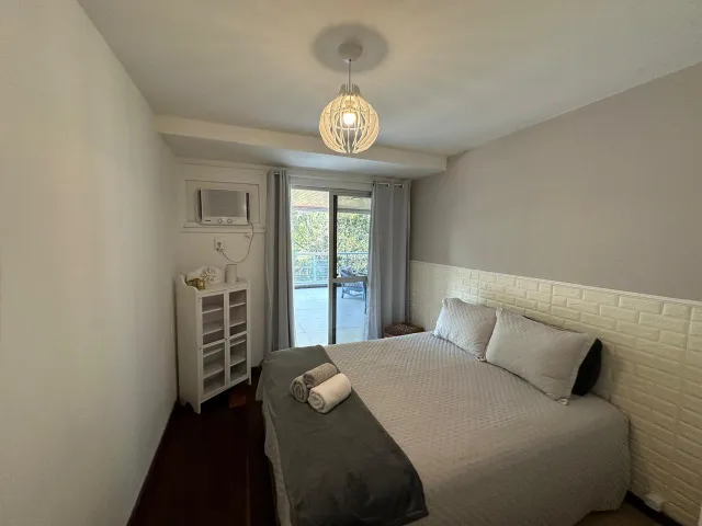 Furnished apartment, 131 m², with a glass-enclosed balcony — photo 15
