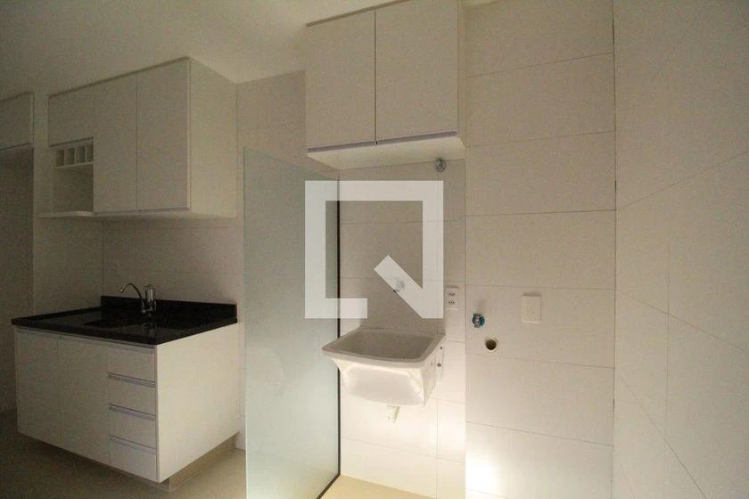 2-bedroom apartment, 1 with its own bathroom, 75 m² — photo 17