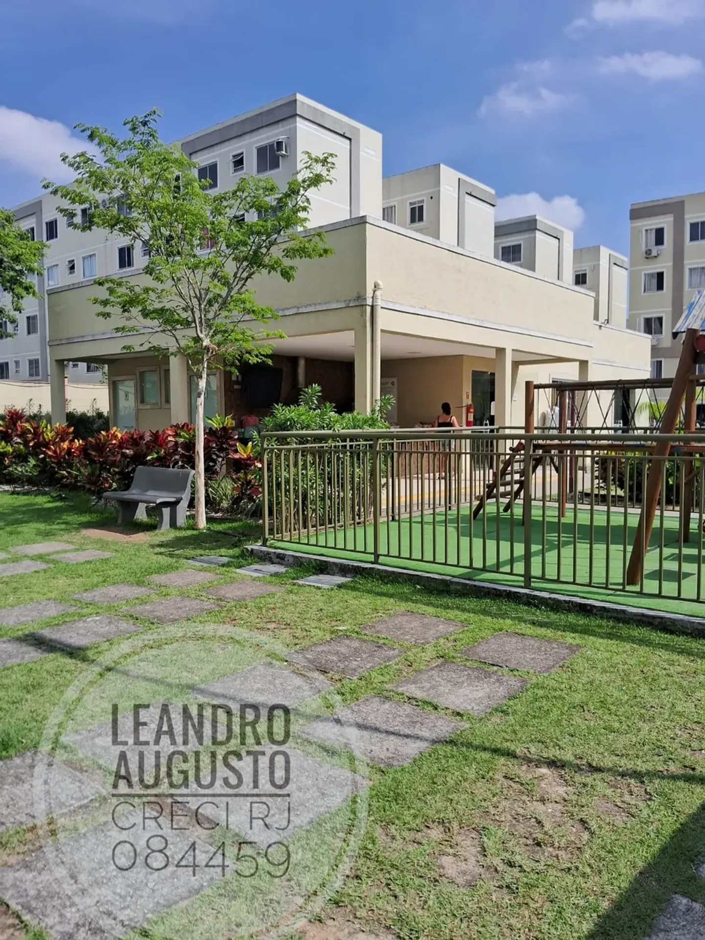 Apartamento de 2 quartos com cozinha fechada e vaga — photo 28