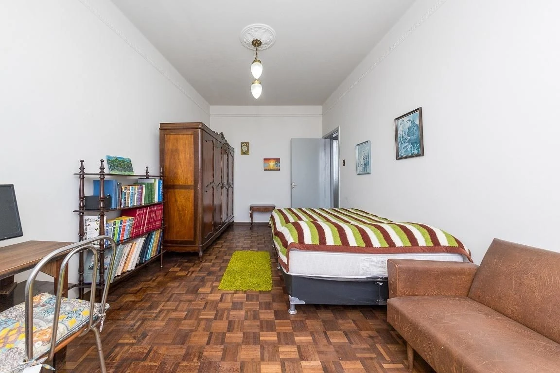 Furnished apartment, 97 m², with a bathtub — photo 11