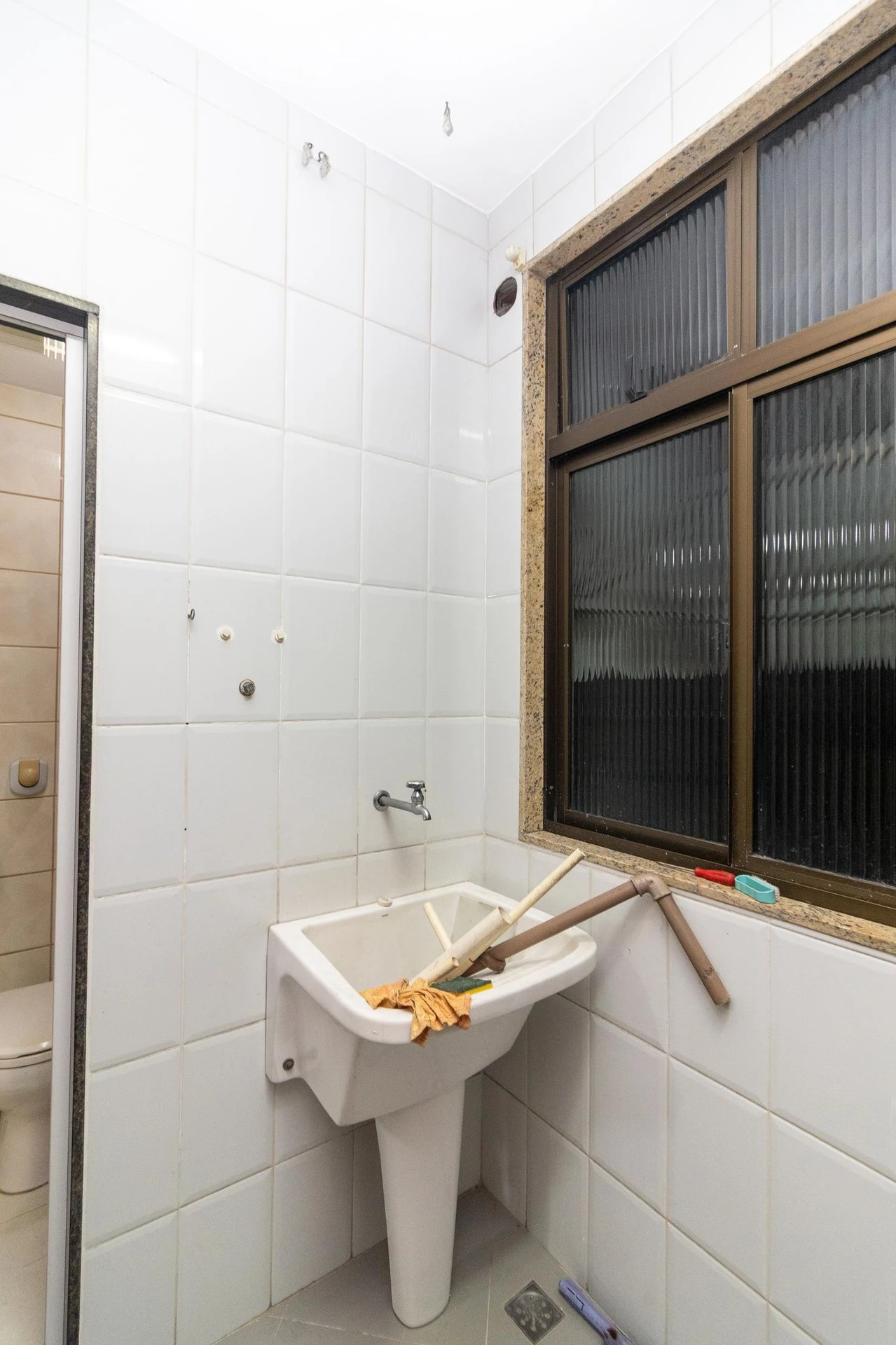 4-bedroom apartment with 2 en-suite bathrooms and garden — photo 70
