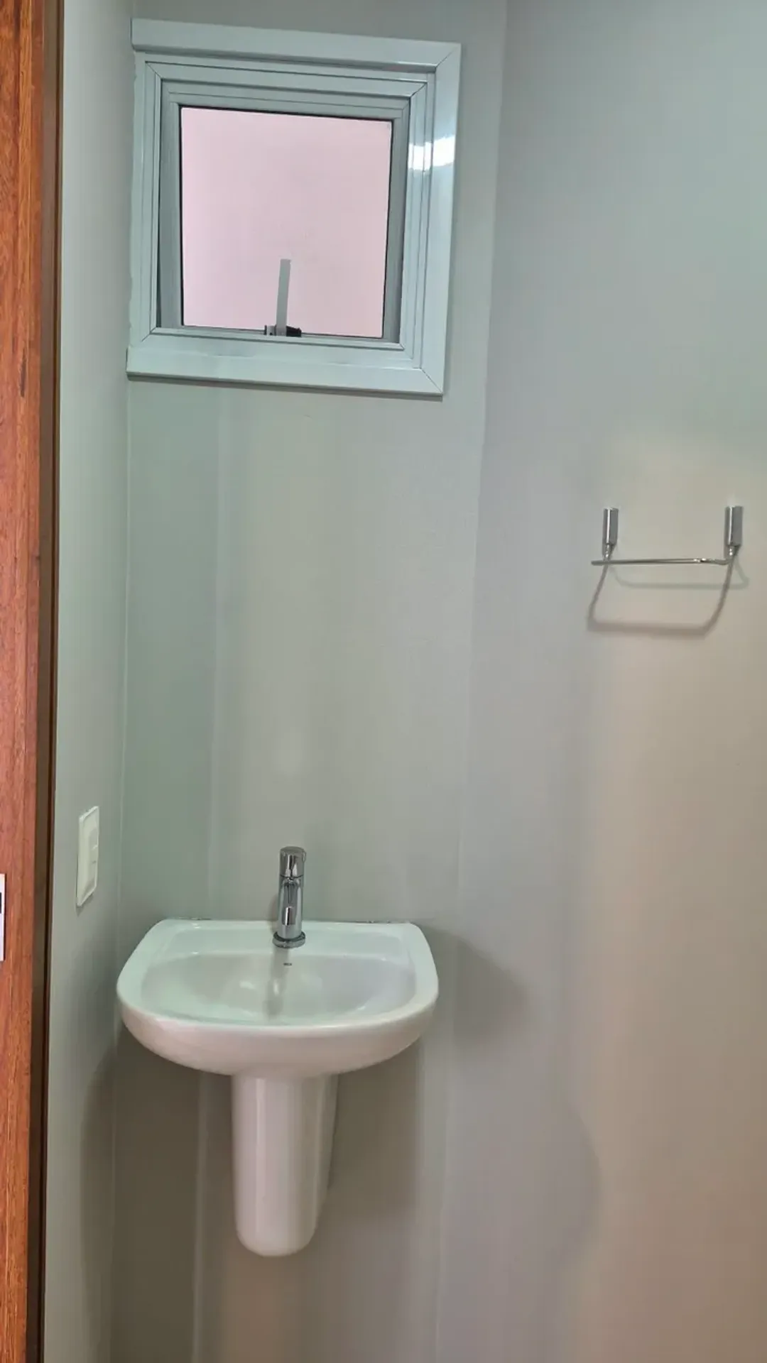 3-bedroom house with a private BBQ — photo 13
