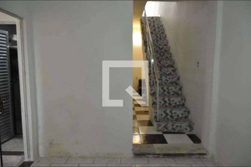 Rental house with a suite and 6 bedrooms — photo 21