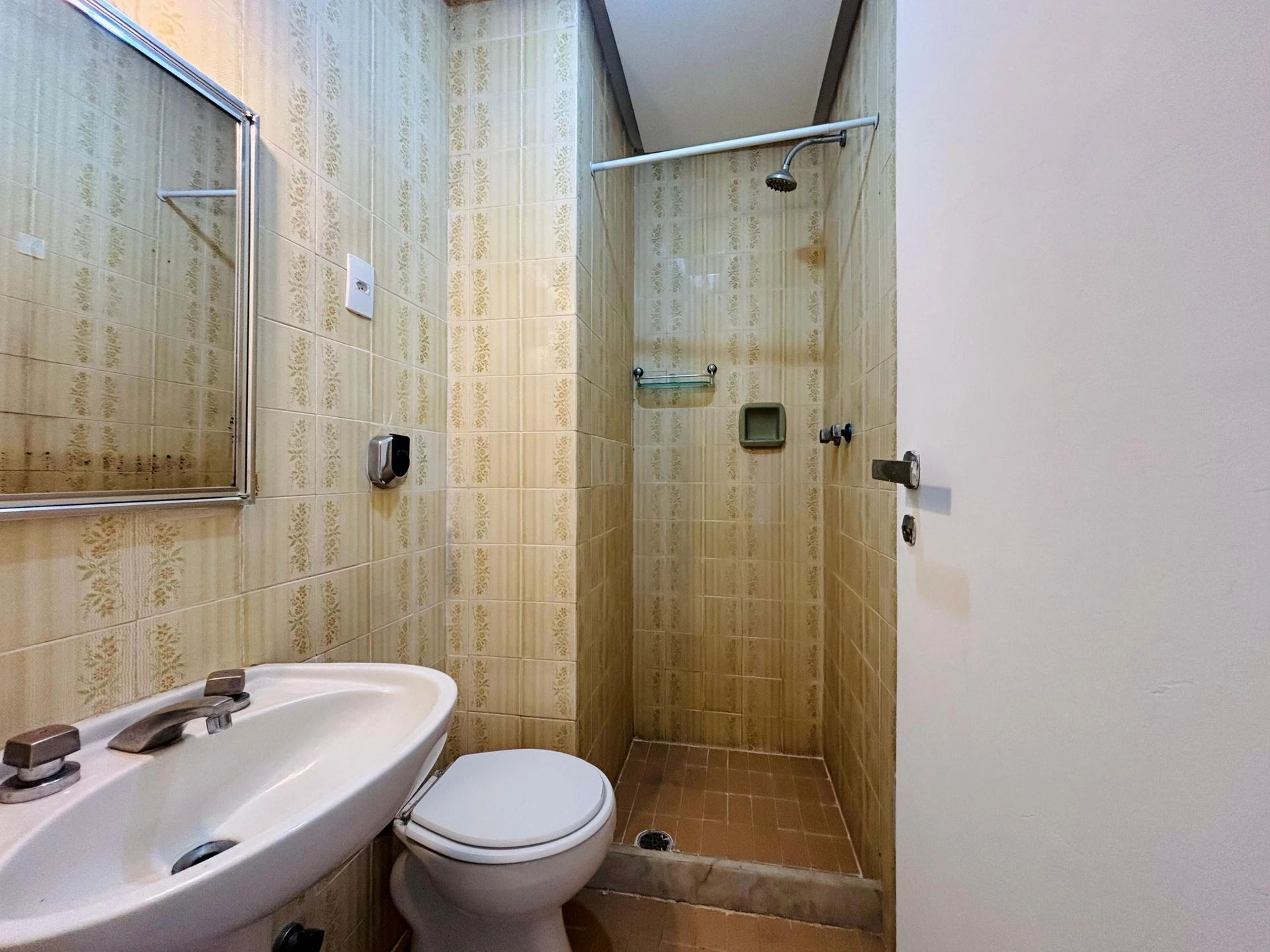 Джакузі та 2 спальні: квартира 72 м² — photo 25