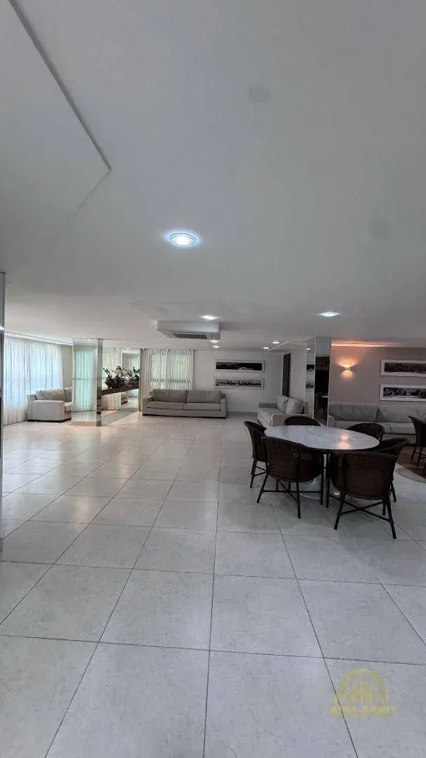 Ground-floor furnished 105 m² apartment with 2 bedrooms and 1 parking