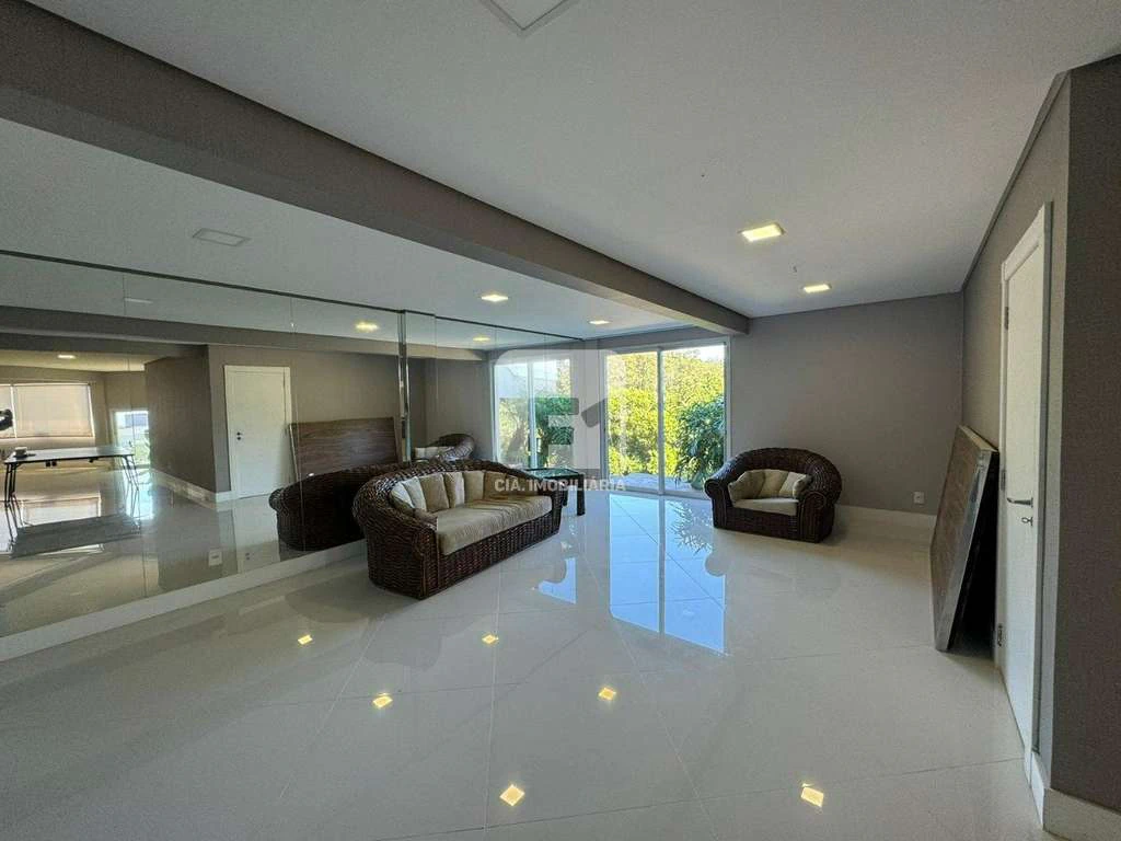 Casa em condomínio com 7 quartos e jardim privativo — photo 3