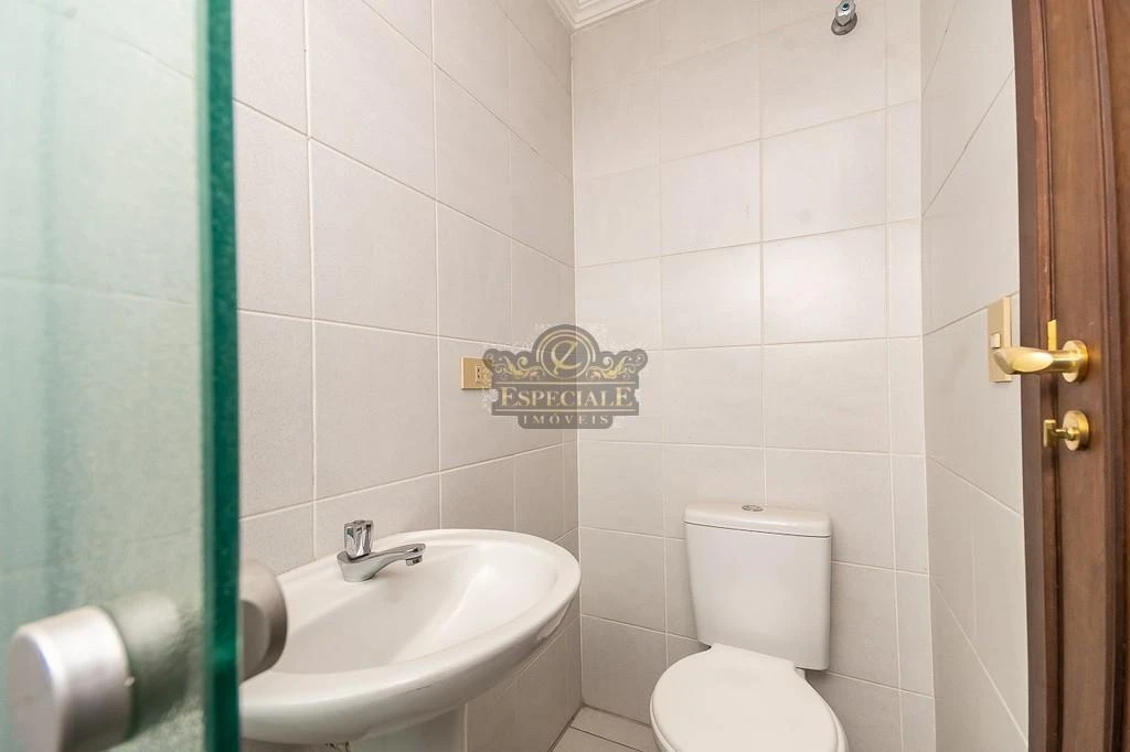 167 m² apartment with a grill on the balcony and a bathtub — photo 48