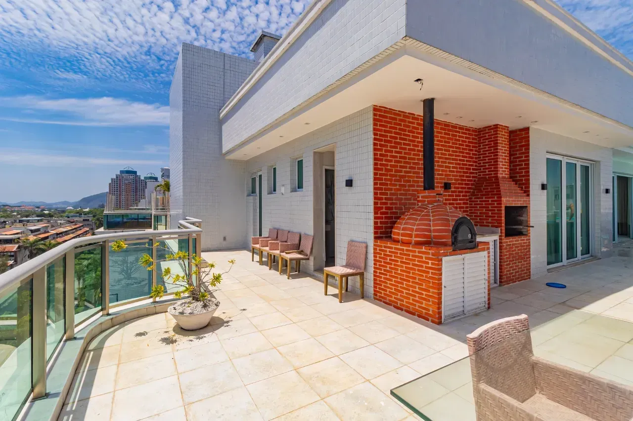 575 m² apartment with 4 en-suite bedrooms and 4 parking — photo 88