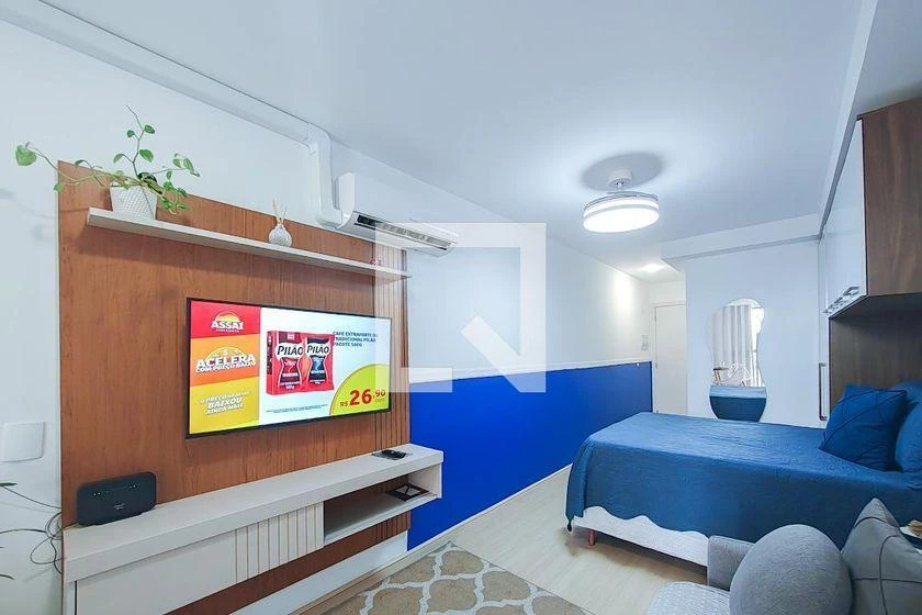 Apartamento amueblado de 1 dormitorio con 35 m² y balcón cerrado — photo 4