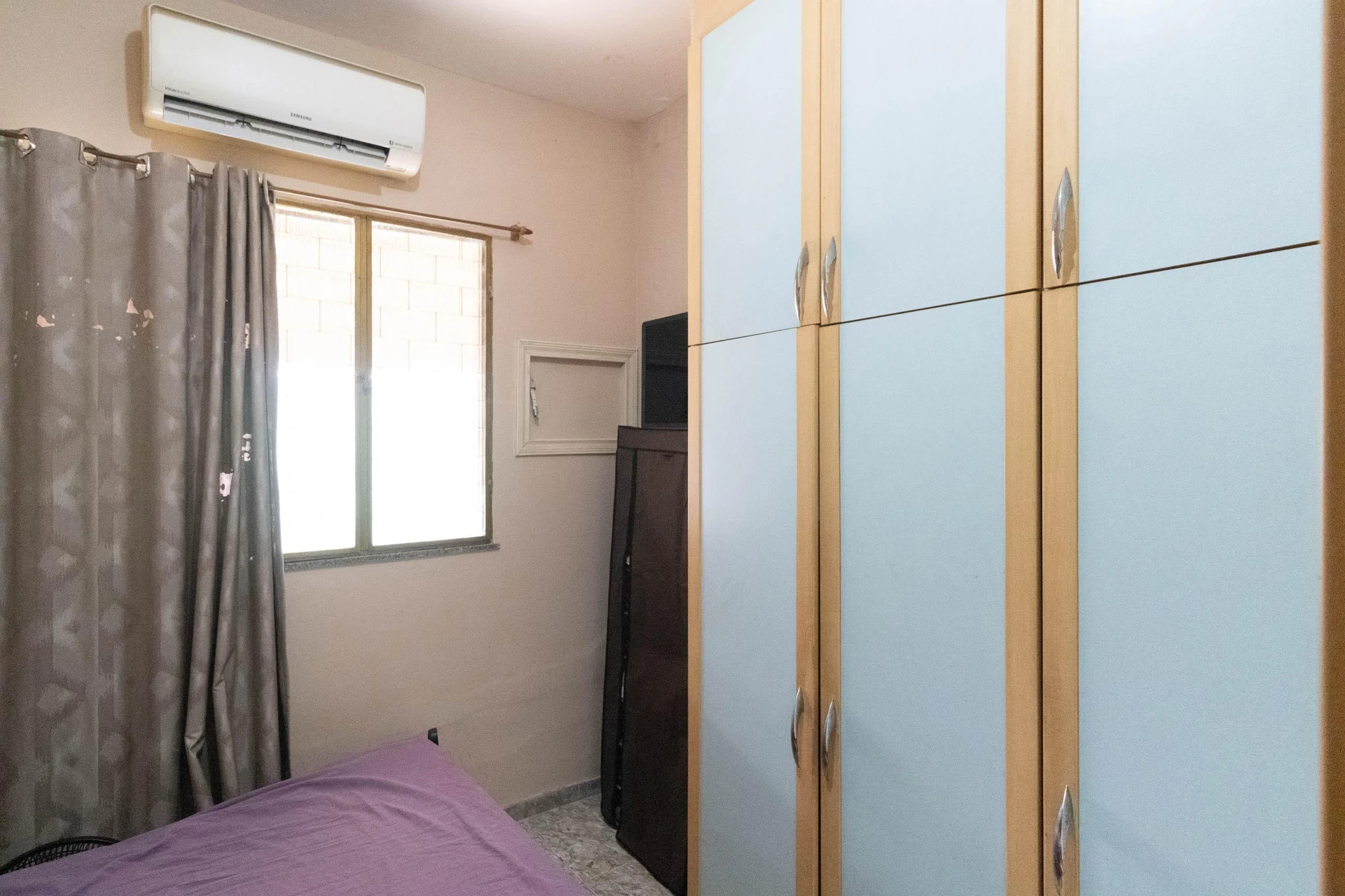 One-bedroom house with a garden — photo 4