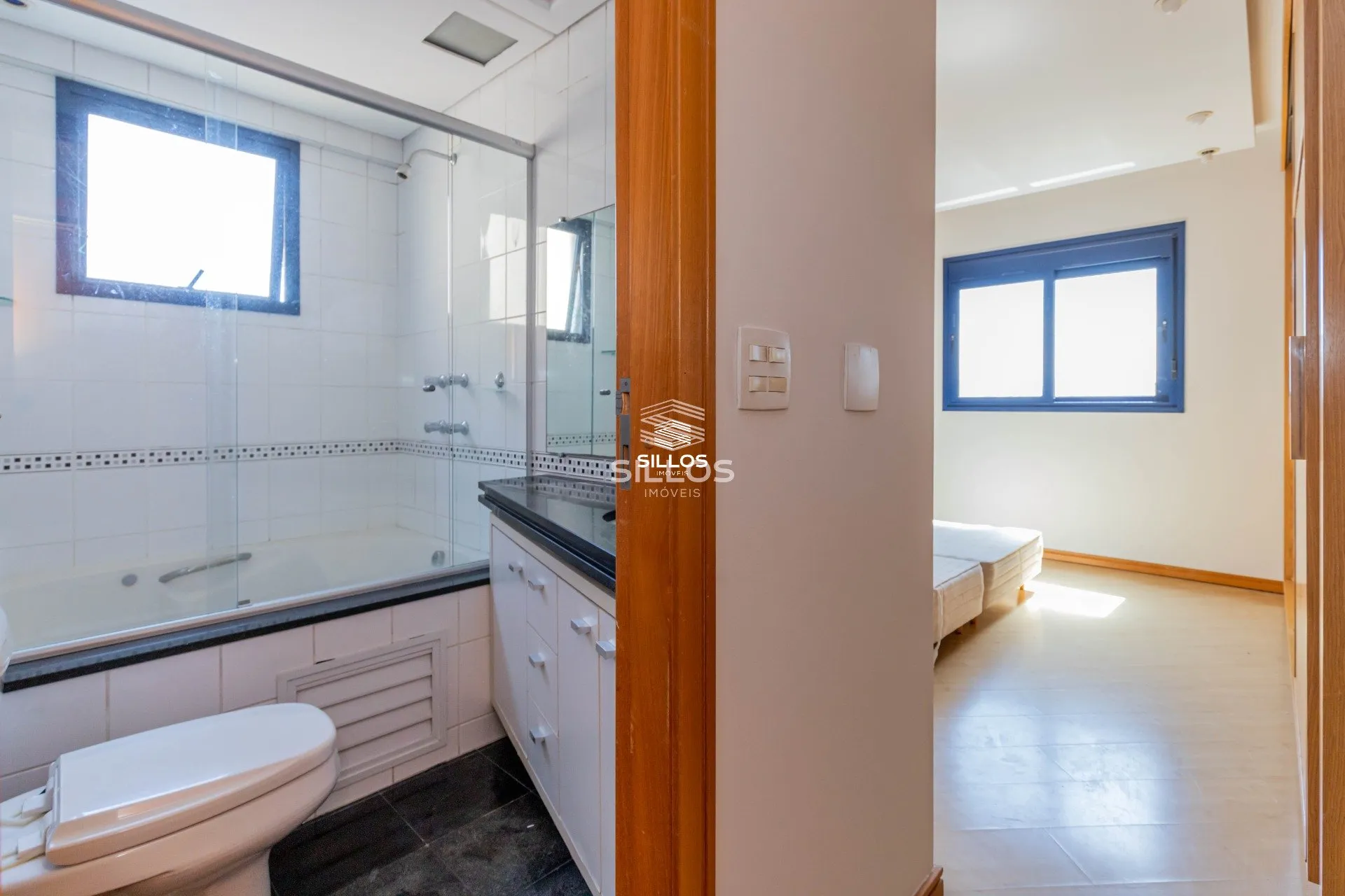 Ванна та 2 спальні: квартира 83 м² — photo 9
