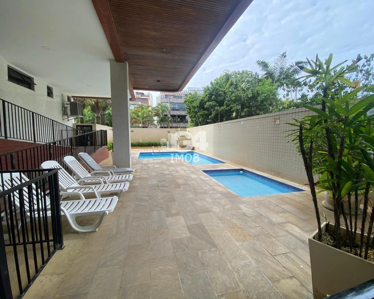 150 m² apartment with 2 bedrooms and 2 bathrooms — photo 20