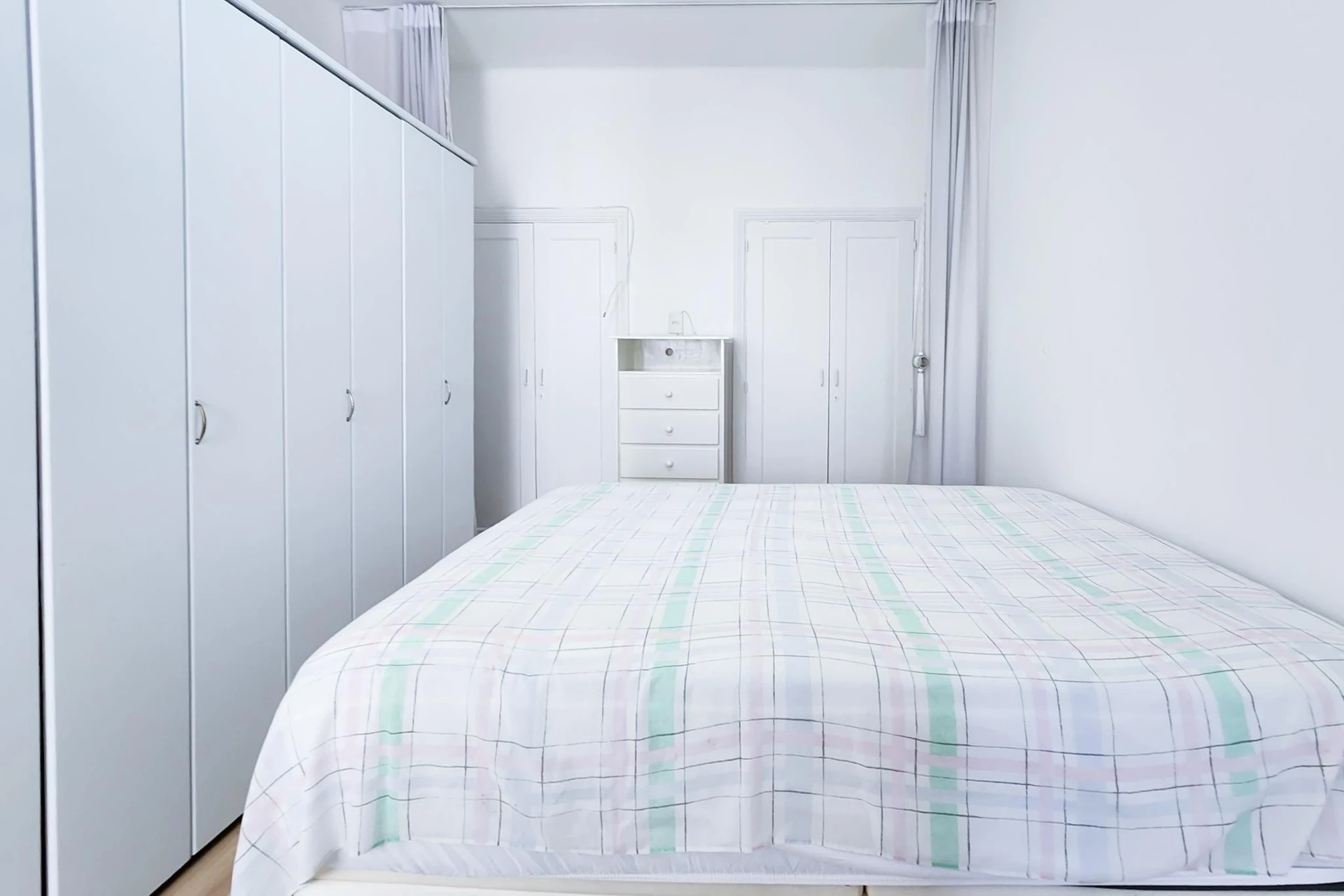 Furnished apartment, 43 m², with a washing machine — photo 9