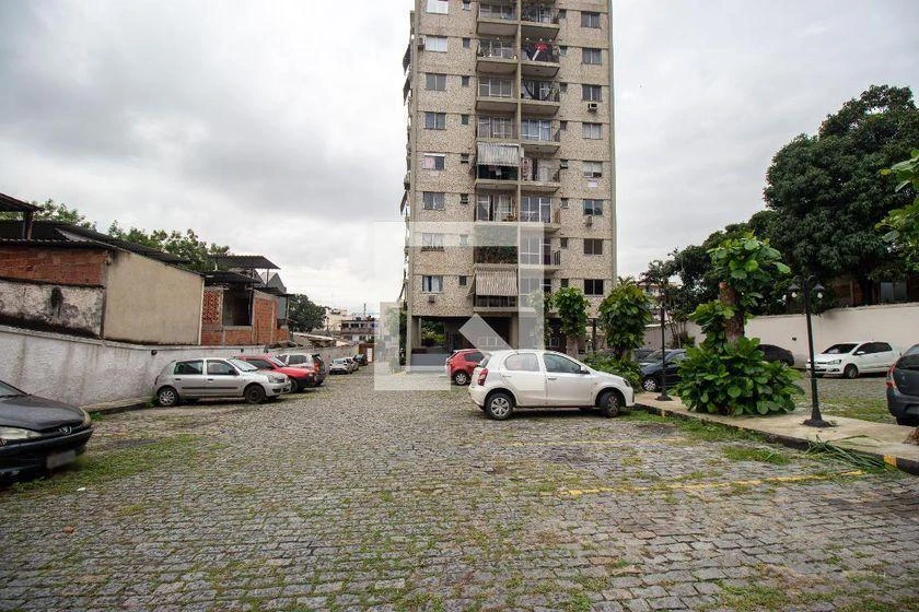 2-bedroom apartment with separate kitchen and balcony — photo 3