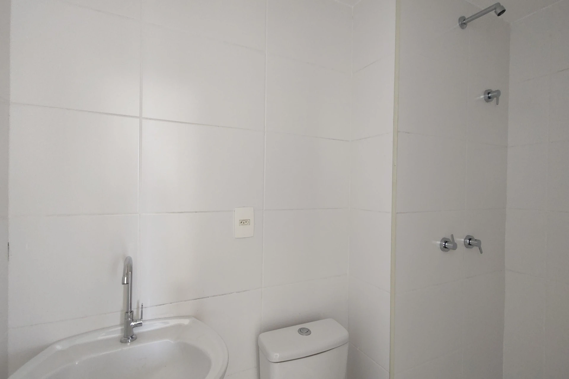 Apartamento sem mobília com 2 quartos e varanda — photo 51