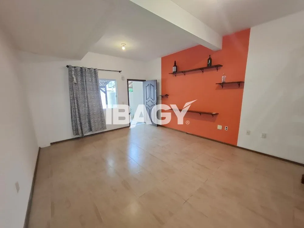Дом с 2 спальнями с ванными и 121 м², 2 парковки — photo 9