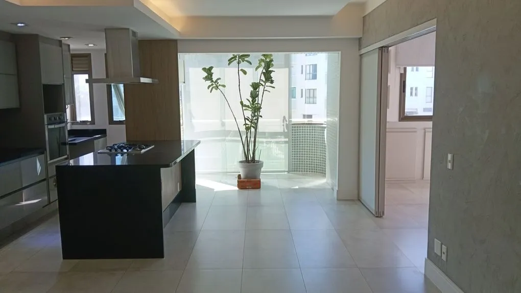1-bedroom apartment with 2 bathrooms and parking spot — photo 9