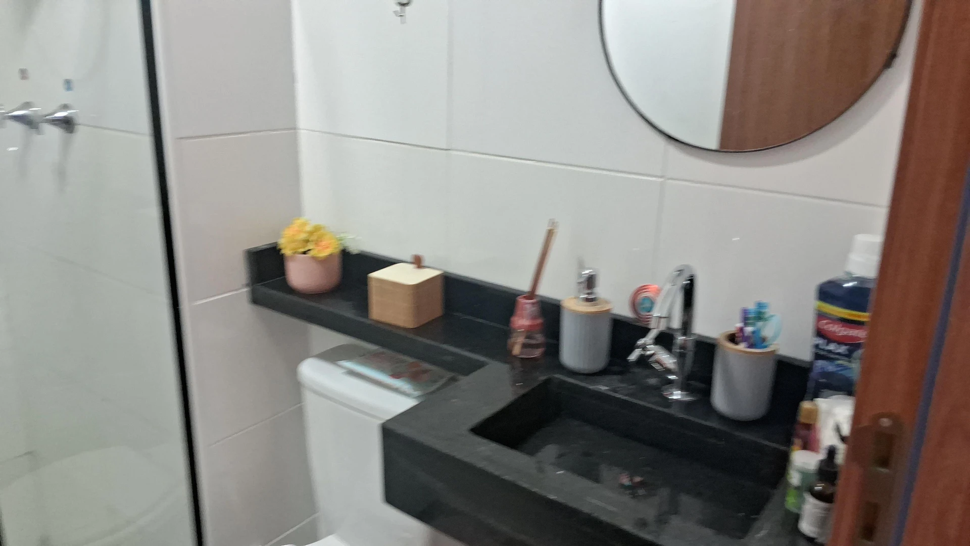 2-bedroom apartment in a building with a pool — photo 28