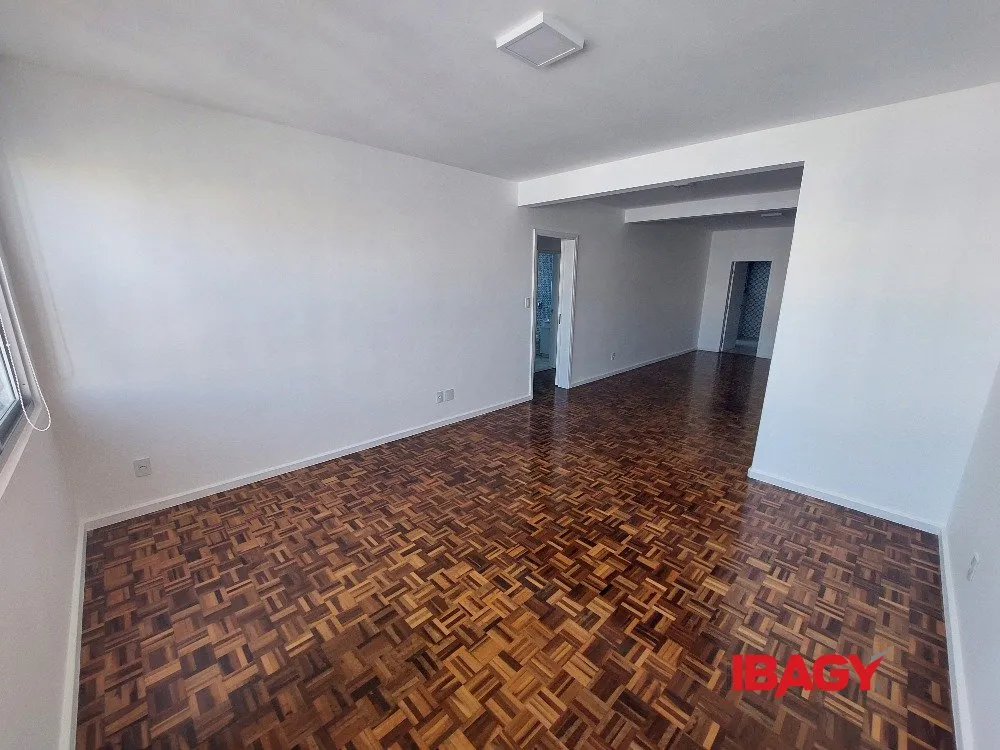 Apartment, 103 m², with a bathtub — photo 7
