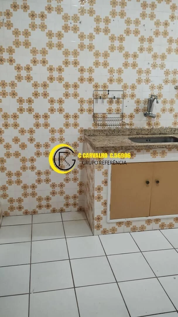 Apartamento de 2 quartos com vista para as montanhas