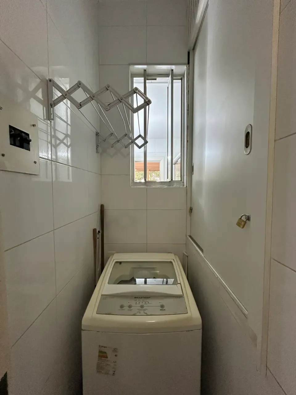 Furnished 1-bedroom apartment with 1 bathroom — photo 9
