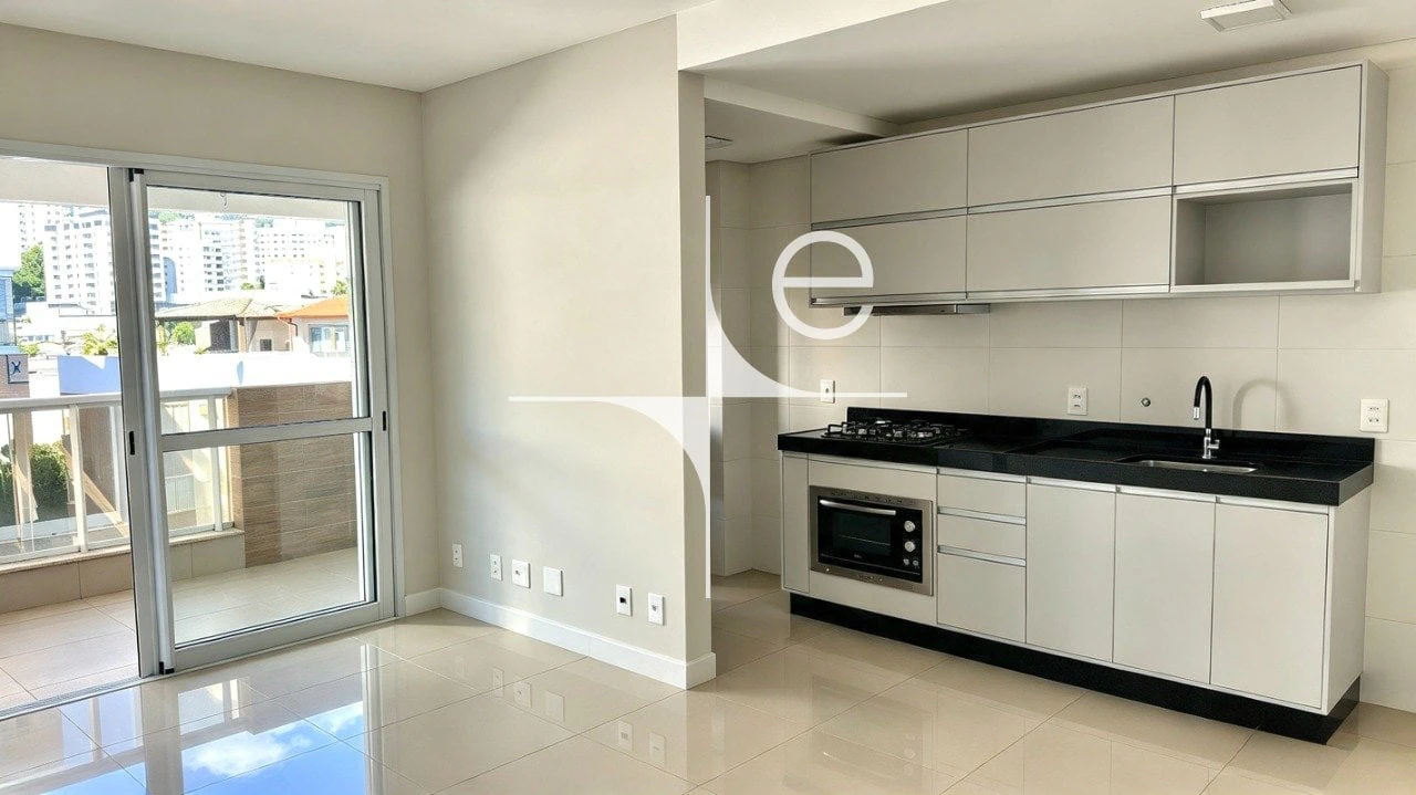 Mountain view in a 2-bedroom apartment, 76 m² — photo 5