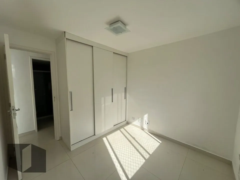 Apartment with terrace, 2 bedrooms and 2 bathrooms — photo 13