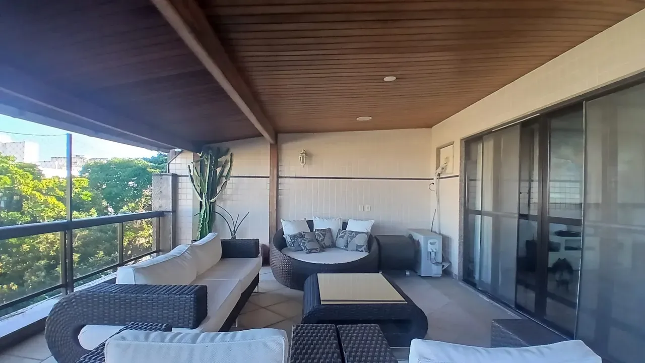 3-bedroom apartment with a bathtub in Rio de Janeiro — photo 26