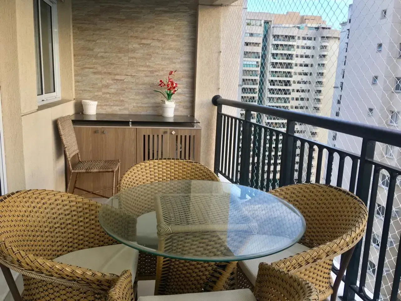 Apartamento mobiliado com 2 quartos e 2 banheiros — photo 3