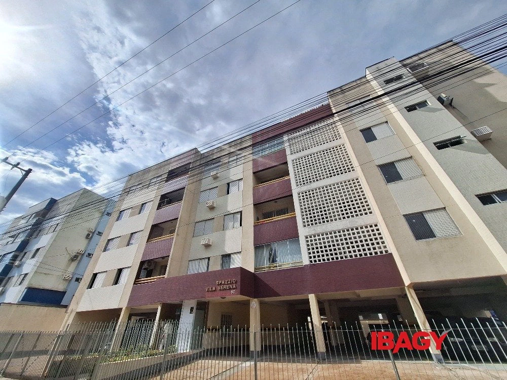 3-bedroom apartment with a washing machine in Florianópolis — photo 14