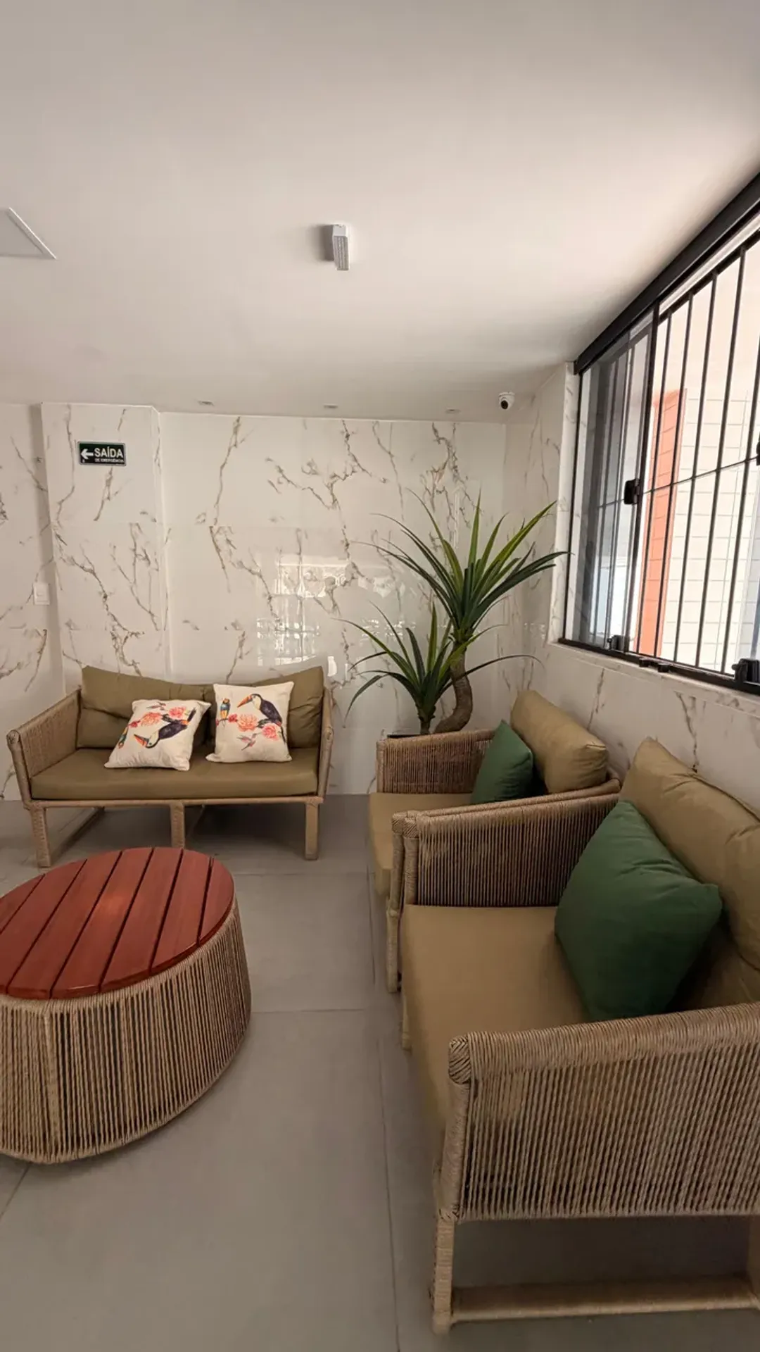 3-bedroom apartment with a washing machine — photo 13