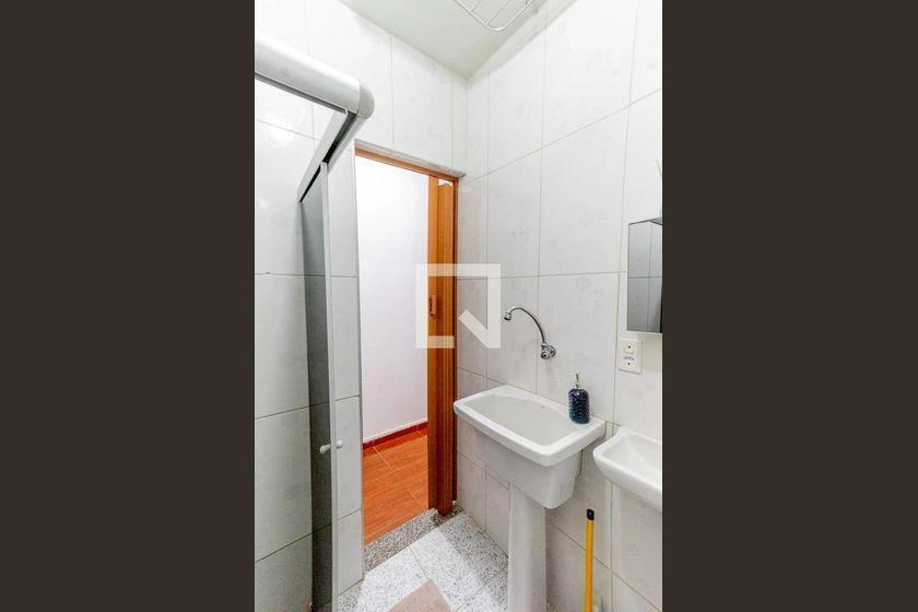 Furnished 1-bedroom apartment with no parking, 45 m² — photo 24