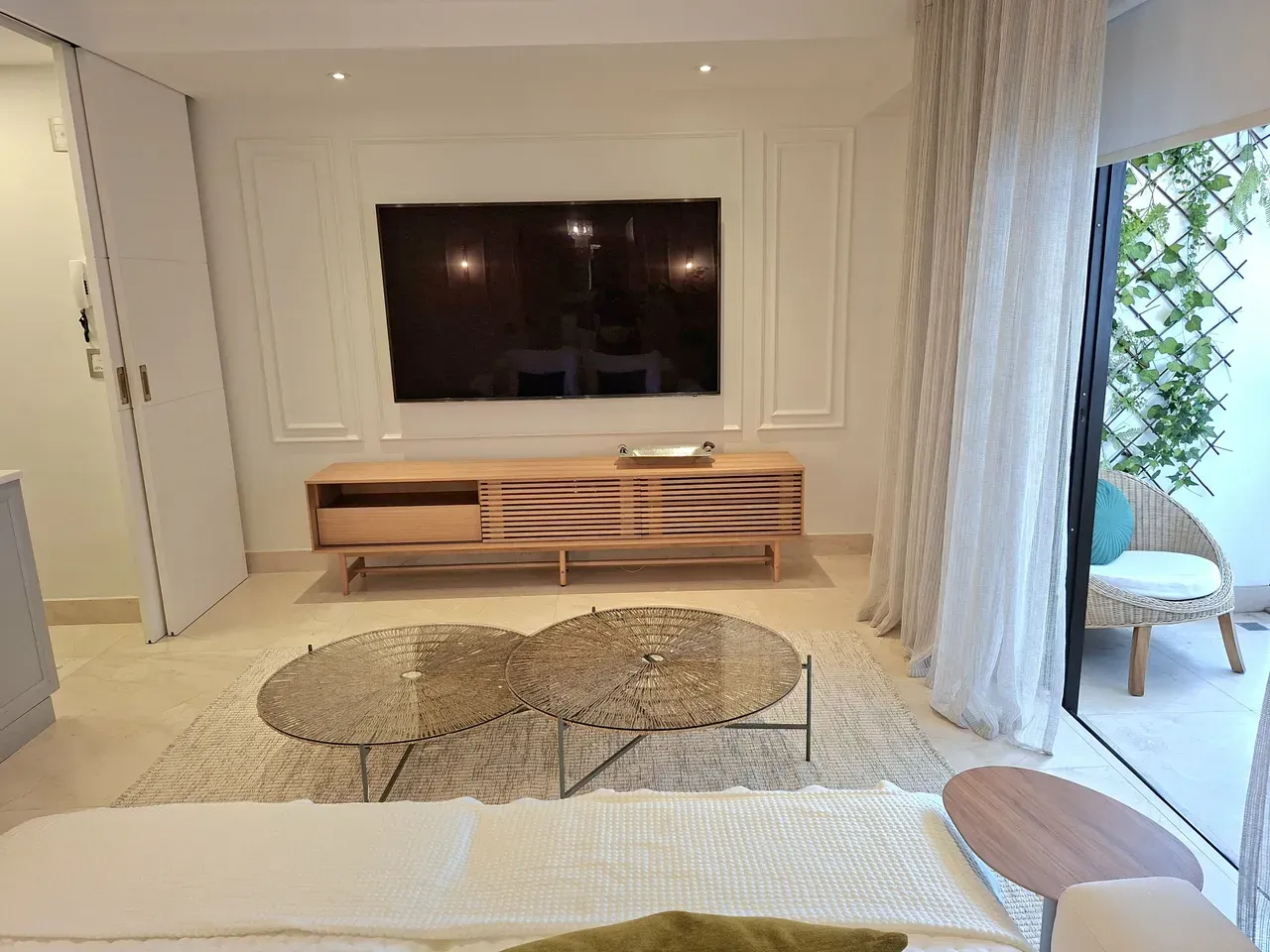 2-bedroom apartment in a building with a sauna — photo 32