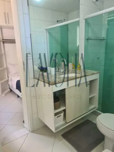 Furnished apartment, 81 m², with a water view — photo 19