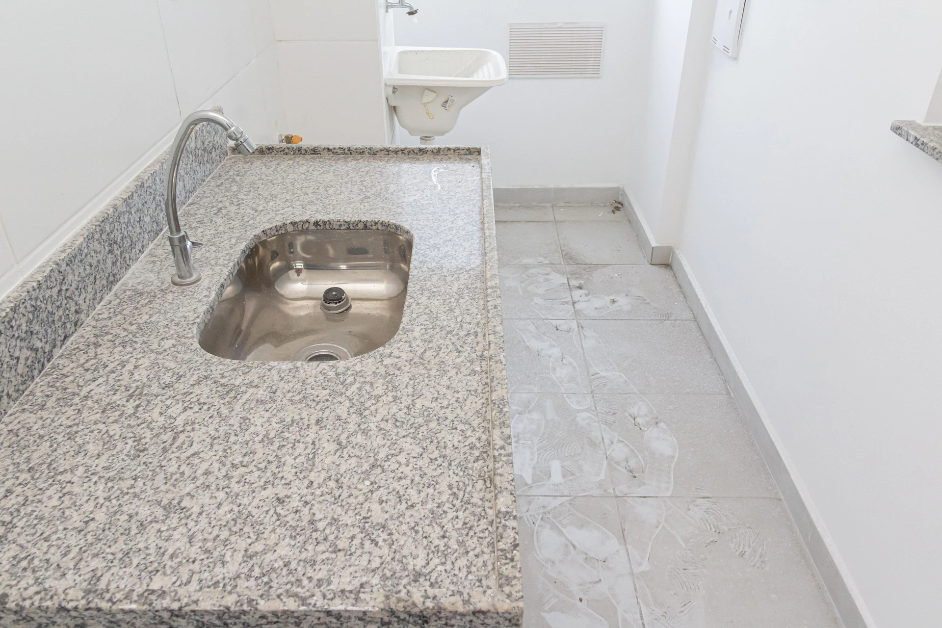 Apartamento para alugar com 2 quartos e varanda — photo 84