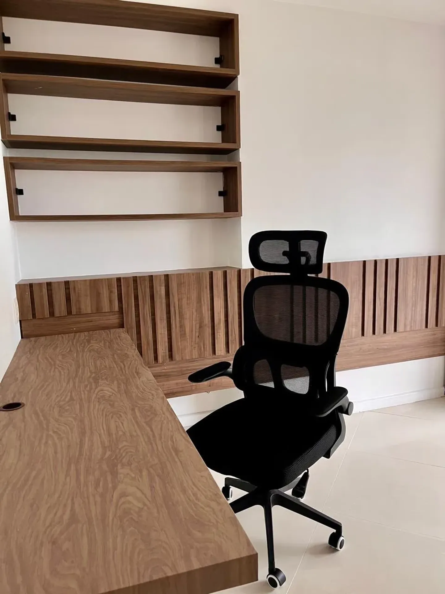 Furnished 2-bedroom apartment with 2 bathrooms, 88 m² — photo 18