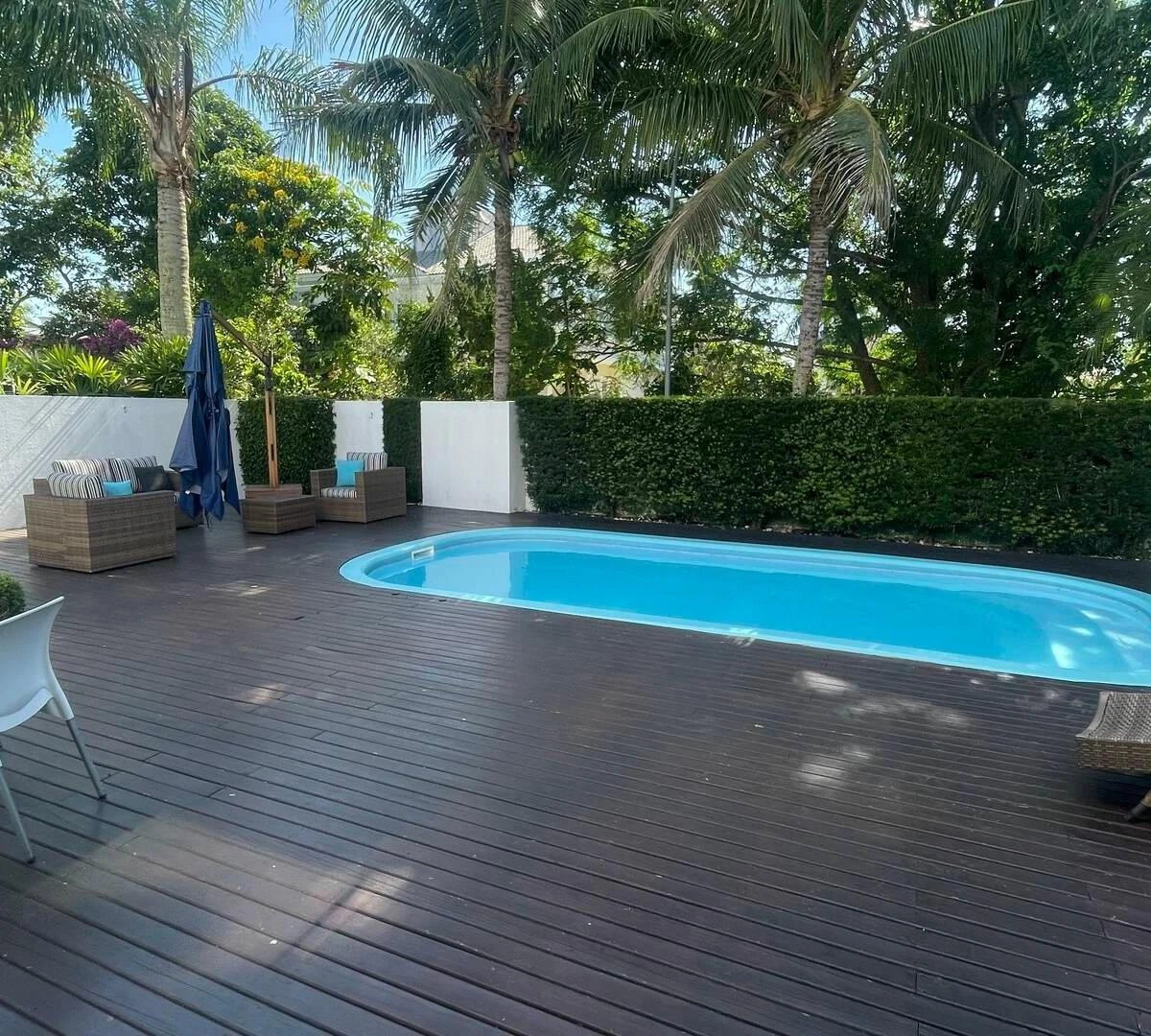 Casa mobiliada, 320 m², com varanda gourmet
