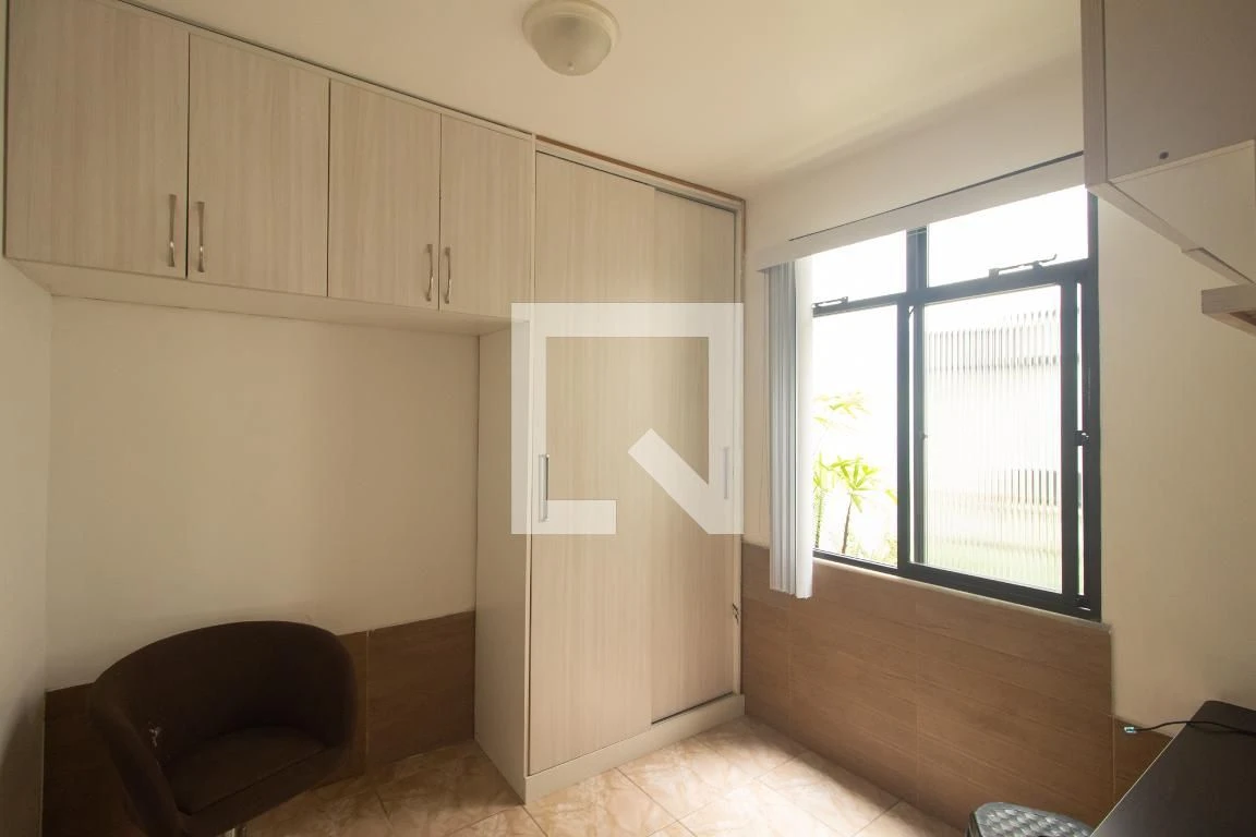 Рабочее место и 2 спальни: квартира 52 м² — photo 4