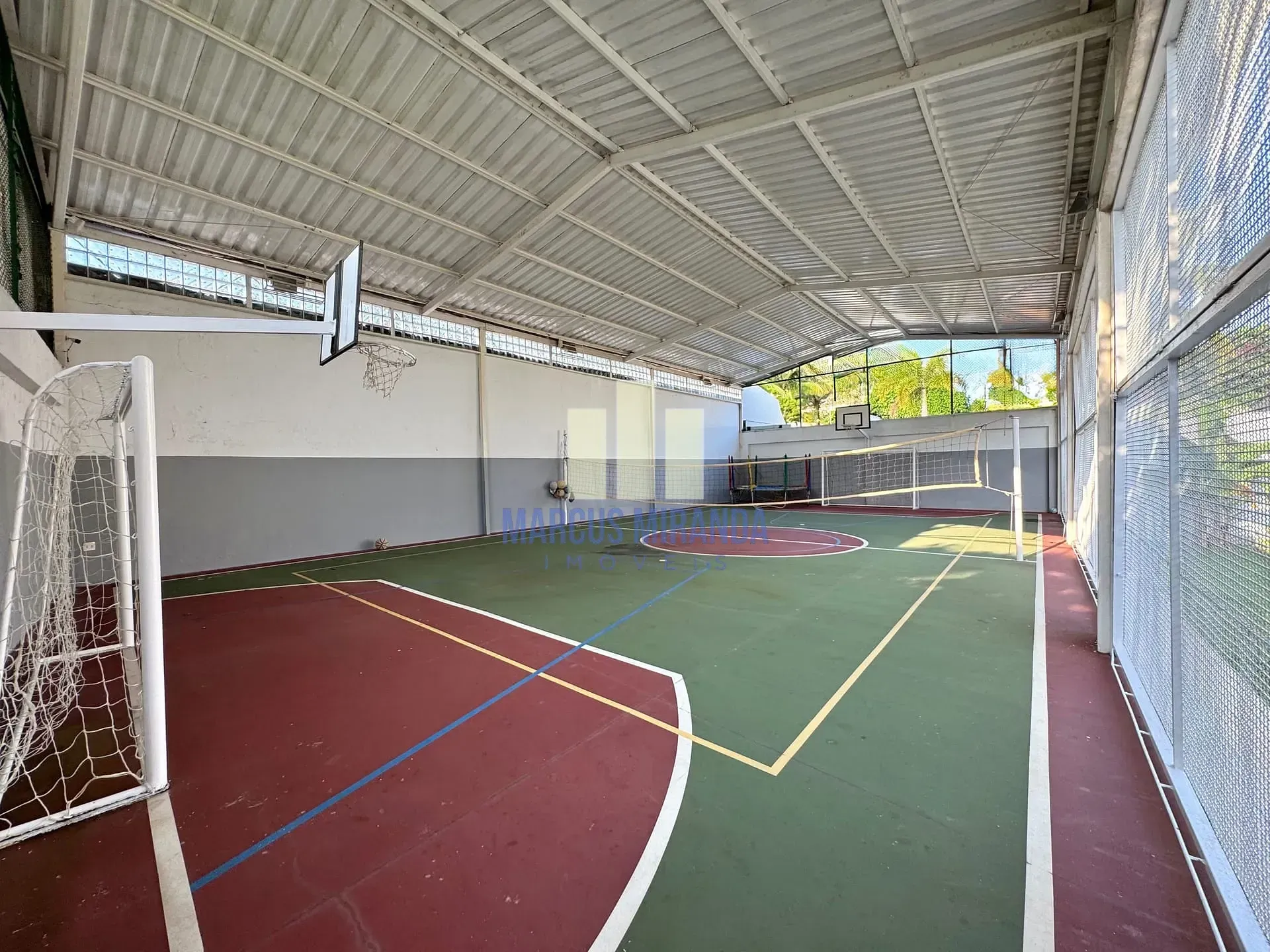 House with 5 bedrooms and 834 m², 6 parking and 9 baths — photo 35