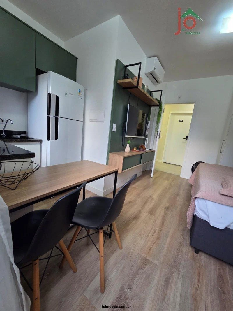One-bedroom apartment with a washing machine in Curitiba — photo 5