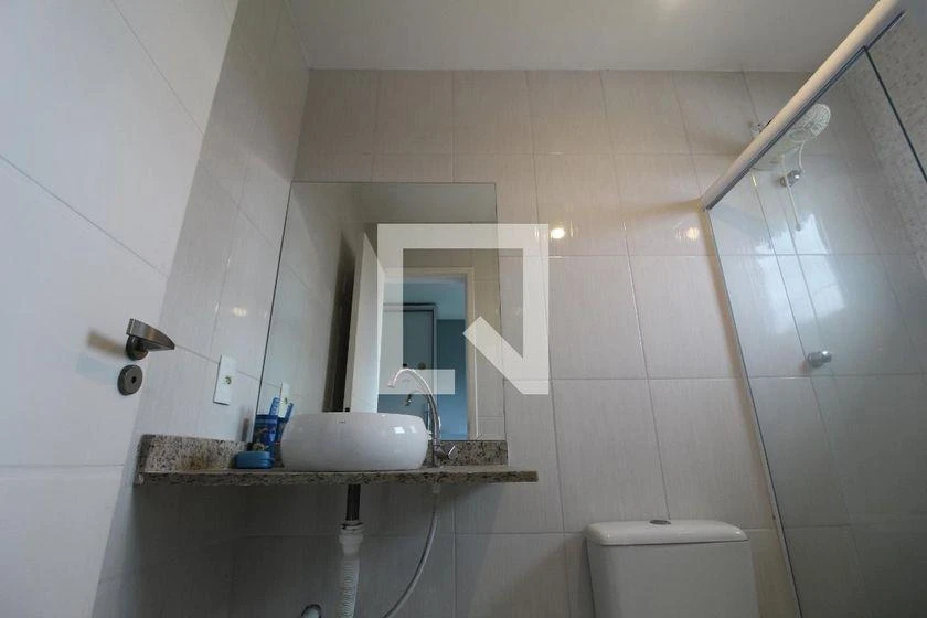 200 m² apartment with 3 en-suite bedrooms and balcony — photo 21