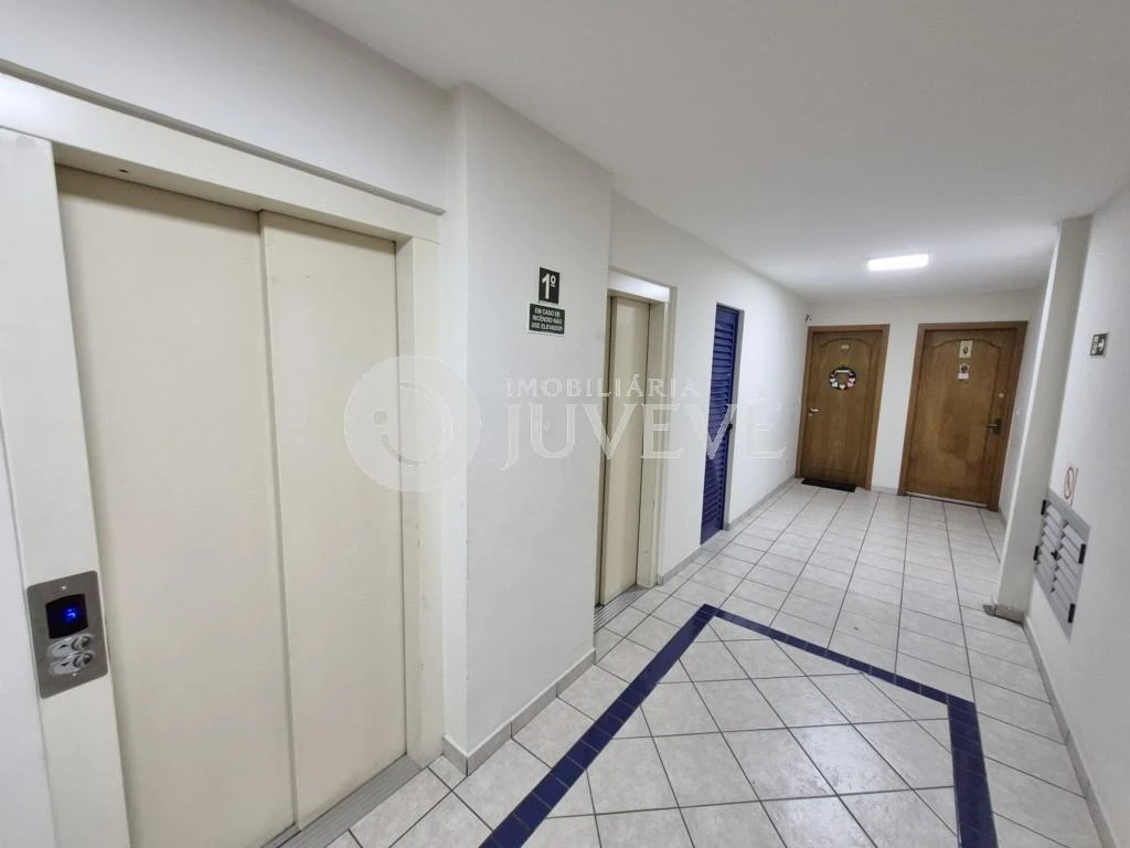 Furnished 3-bedroom apartment with enclosed balcony grill — photo 38
