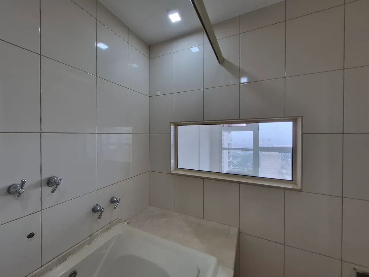 Duplex apartment with 112 m², 3 bedrooms and floor-to-ceiling — photo 23