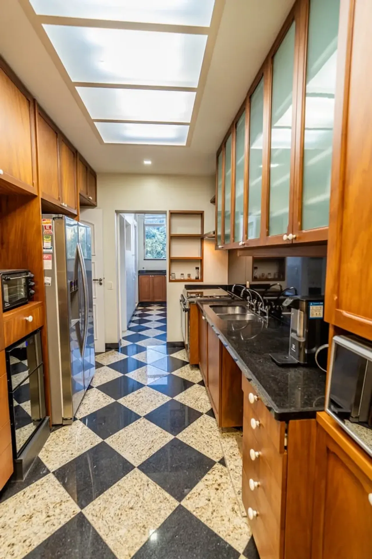 Rental apartment with 4 bedrooms and 125 m² — photo 51