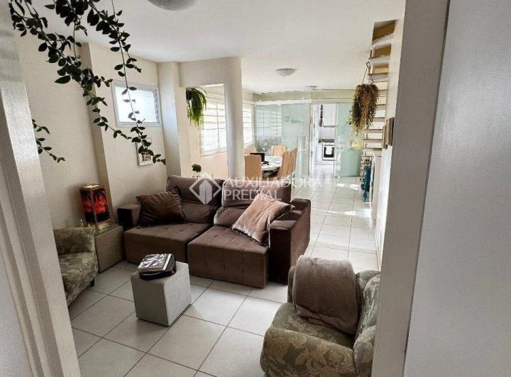 140 m² apartment with 3 en-suite bedrooms and 2 parking — photo 7