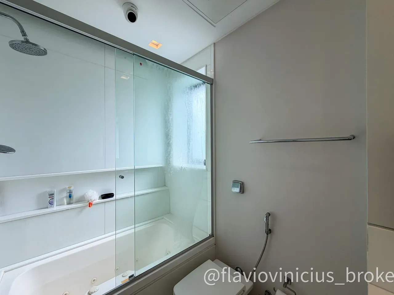 Apartamento mobiliado de 400 m² com 4 suítes e jardim — photo 58
