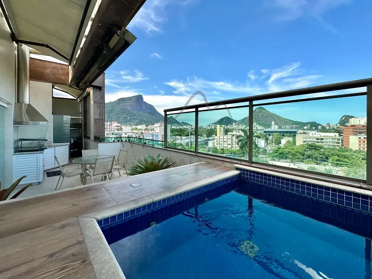 3-bedroom penthouse with 3 bathrooms — photo 5